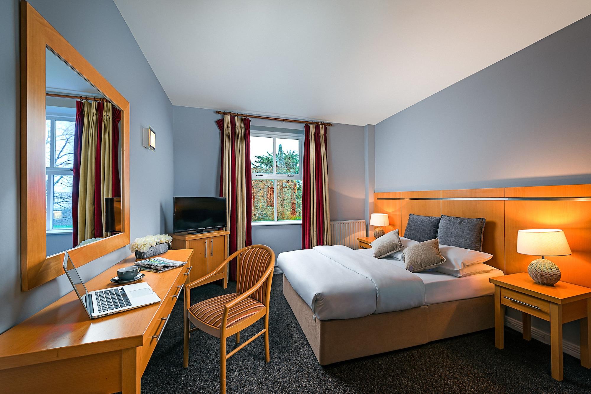 Queens Hotel Ennis