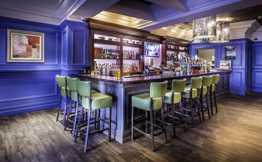 Queens Hotel 3*